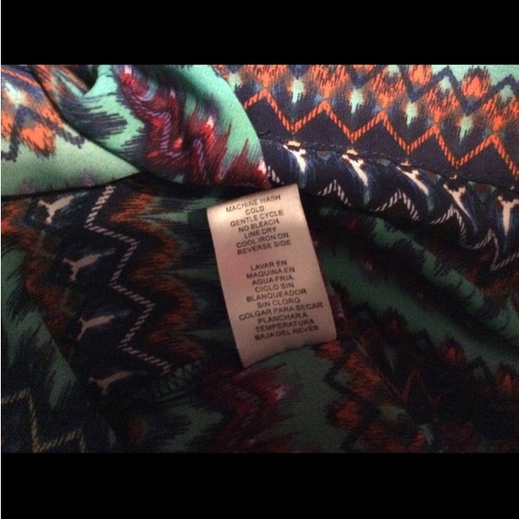 Wishful Park Southwest Chevron Print Tunic Blouse - Picture 5 of 11